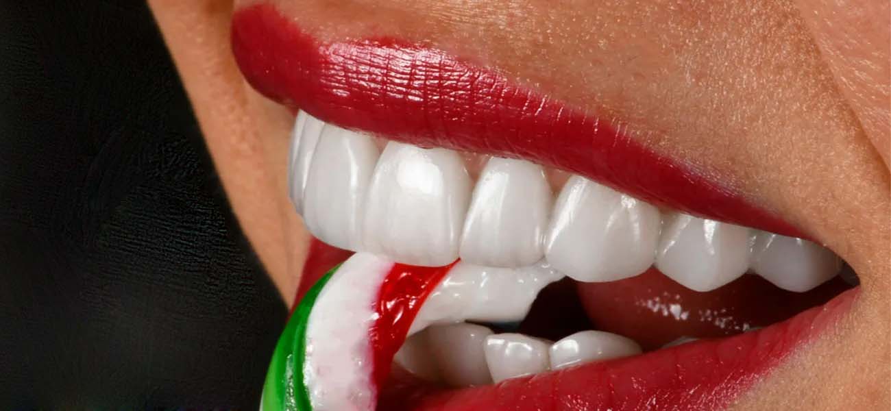 لمینت سرامیکی دندان چیست؟
